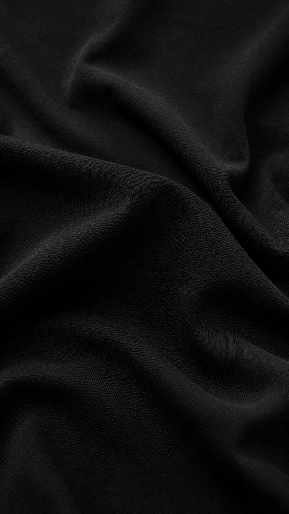 VYRON Essential Black T-Shirt